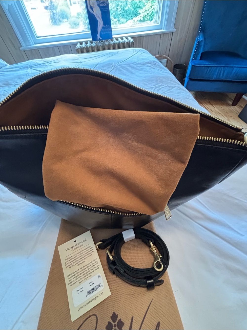 Patricia Nash large black leather purse with unused cross body strap - Picture 6 of 13